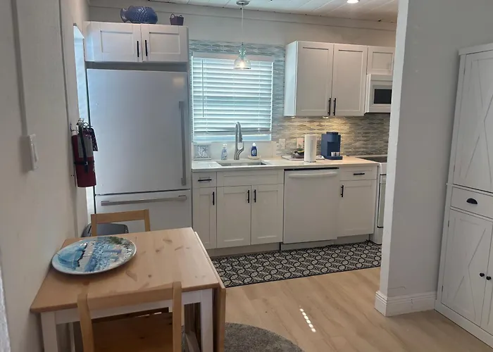 Apartment Seaside Retreat #4 Clearwater Beach